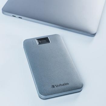 Verbatim externí pevný disk, Executive Fingerprint Secure HDD, 2.5", USB 3.0 (3.2 Gen 1), 2TB, 53653, šedý, šifrovaný s čtečkou ot