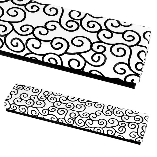 Krabička na náramok - biela s čiernymi ornamentami