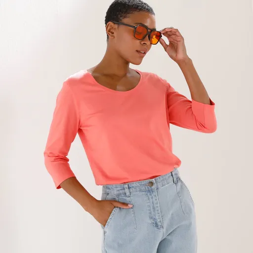 Jednofarebné tričko s 3/4 rukávmi a okrúhlym výstrihom