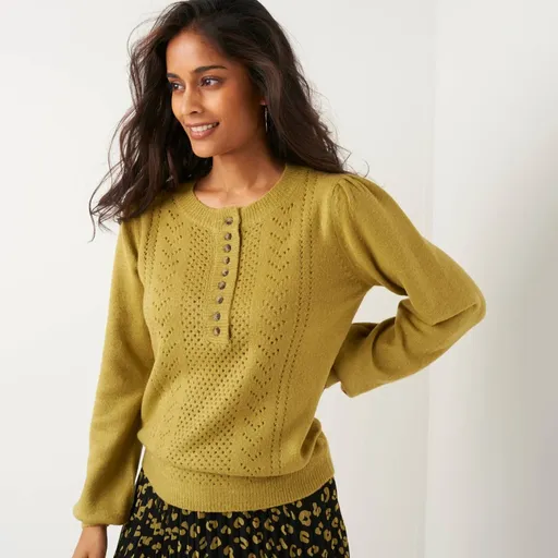 Pulóver s ažúrom a tuniským výstrihom na gombíky