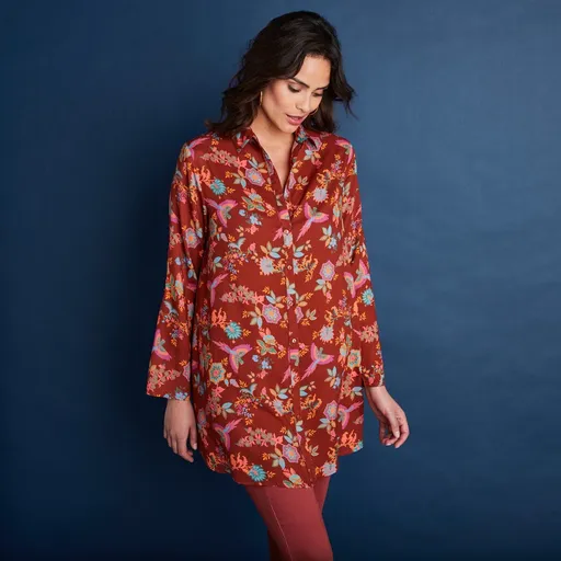 Dlhá tunika s košeľovým golierom a potlačou arabesiek