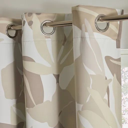 Zatemňovací záves s rastlinnou potlačou