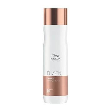 Wella Professionals Intenzívne regeneračný šampón na poškodené vlasy Fusion ( Intense Repair Shampoo) 100 ml