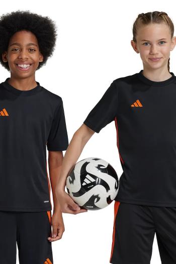 Detské tričko adidas Performance čierna farba, s nášivkou, JJ1156