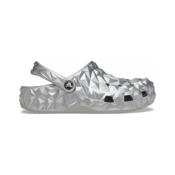 Crocs  Cls metallic geometric clog  Sandále Strieborná