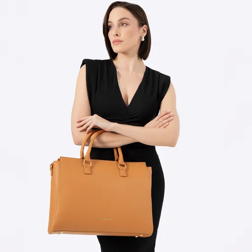 Elegantný dámsky kábel k notebooku pre 17" notebooky – štýl, funkčnosť a pohodlie