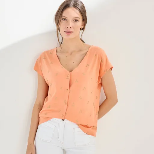 Tričko na gombíky s potlačou čerešní a výstrihom do V