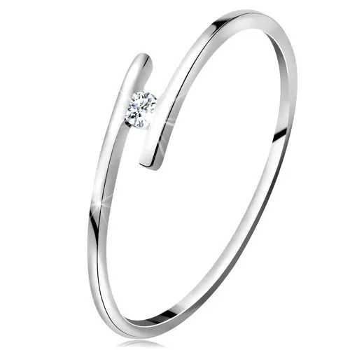 Prsteň z bieleho 14K zlata - tenké lesklé ramená, ligotavý číry briliant - Veľkosť: 56 mm