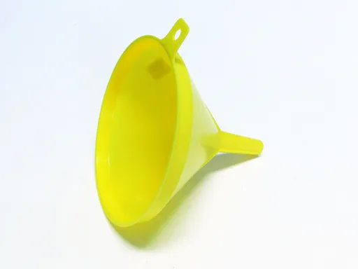 PETRA PLAST - Lievik Petra 18 cm