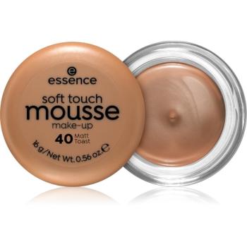 essence Soft Touch zmatňujúci penový make-up odtieň 40 Matt Toast 16 g