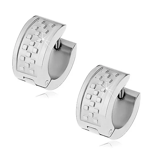 Kĺbové náušnice z chirurgickej ocele striebornej farby, vzor šachovnice