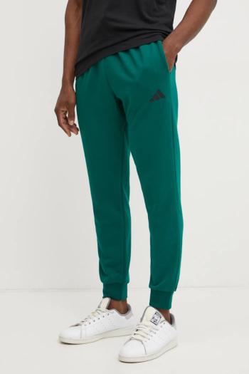Tepláky adidas Feelcozy pánske, zelená farba, s nášivkou, IN6072