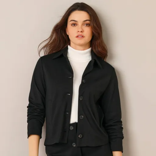 Kabátik na gombíky z úpletu
		Milano