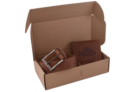 Rybársky darčekový set kapor lysec - pánska peňaženka 2911908 a pánsky opasok svetlý 747