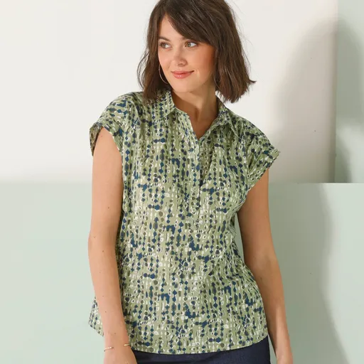 Blúzka s výstrihom na gombíky a potlačou