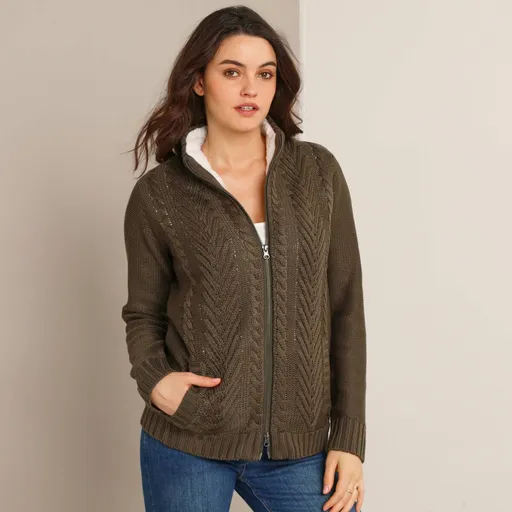 Sveter s vrkočovým vzorom na zips a hebkou podšívkou