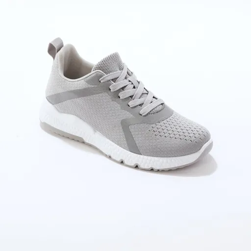 Ľahké tenisky z priedušného textilu