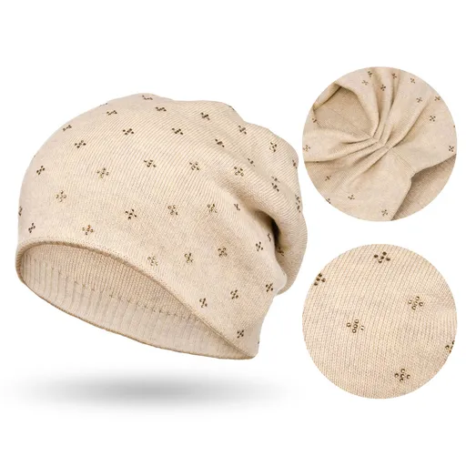 Teplá dámska čiapka s kryštálikmi – Peterson