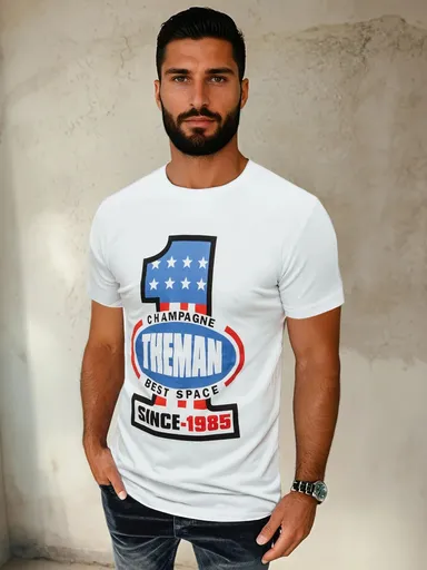 Pánske tričko bielej farby.