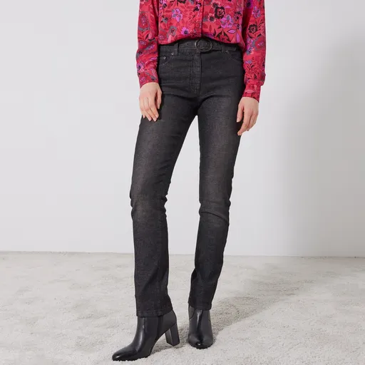 Rovné nohavice s opaskom pre nižšiu postavu