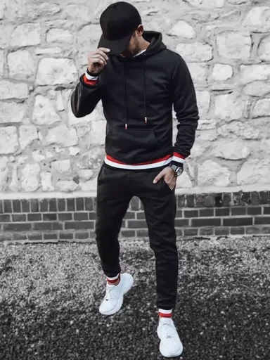 Štýlová čierna tepláková súprava