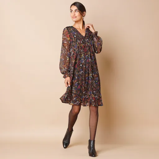 Rovné šaty so farebnou potlačou a ozdobnými zámikmi