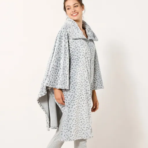 Fleecové oversize pončo s leopardím motívom
