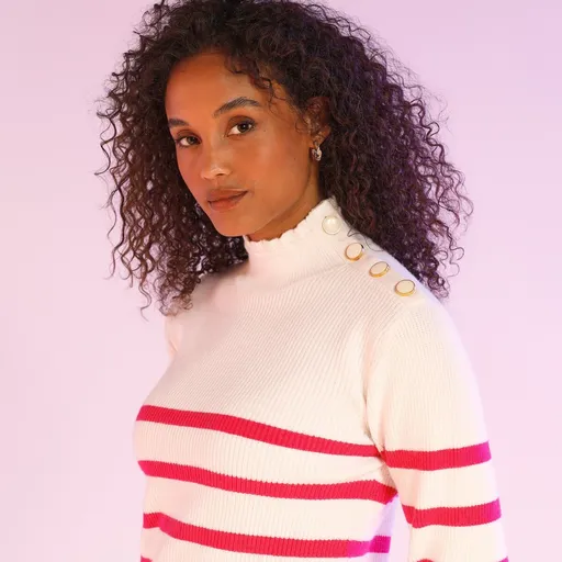 Pruhovaný pulóver so stojačikom