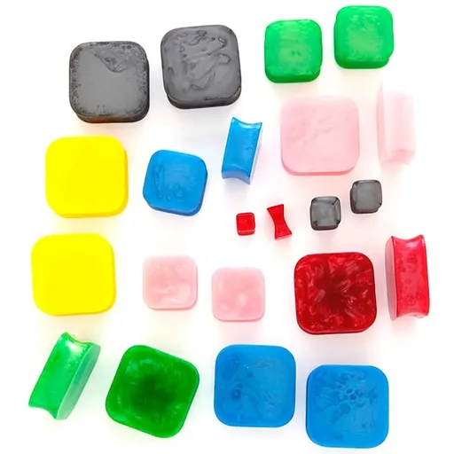 Plug do ucha - mramorový živicový štvorec - Hrúbka: 14 mm, Farba piercing: Čierna