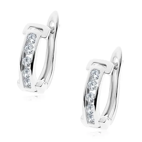 Náušnice striebornej farby, oblúk s líniou čírych zirkónov