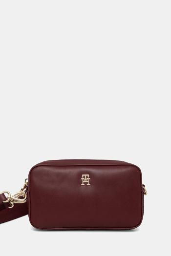 Kabelka Tommy Hilfiger bordová farba, AW0AW16894