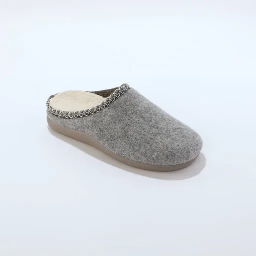 Papučové šľapky s umelou kožušinou