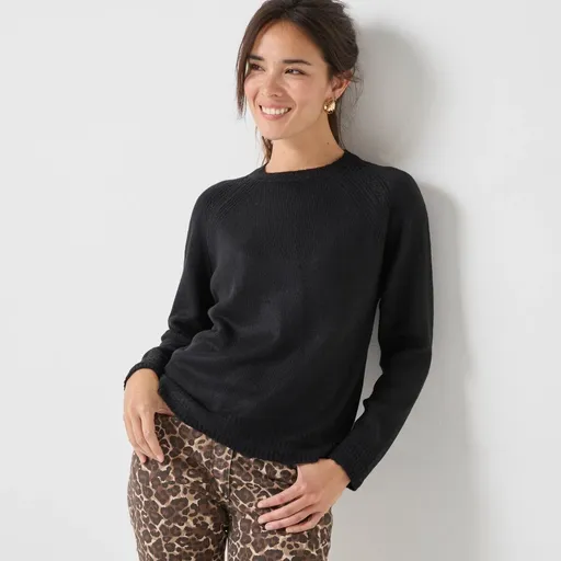 Pulóver s okrúhlym výstrihom, jemný na dotyk