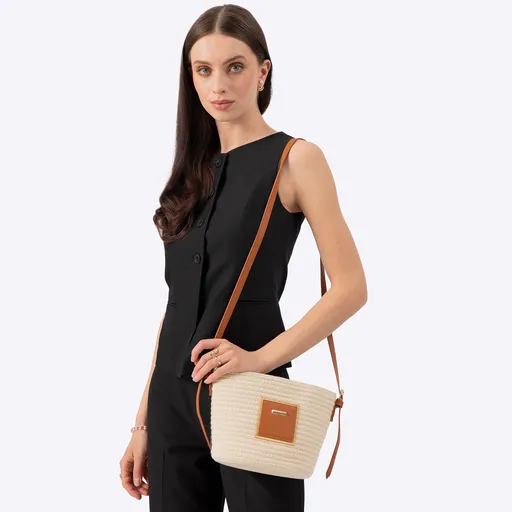 Dámska kabelka cez rameno so zmesou bavlny malá béžová 100-4Y-902-9