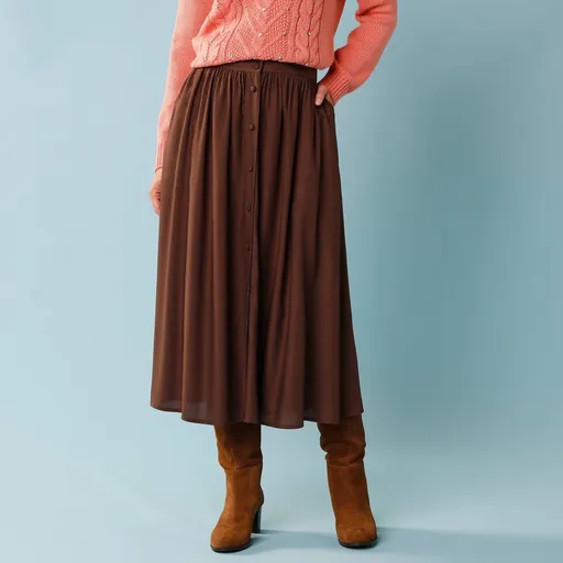 Midi sukňa na gombíky pre
		nižšiu postavu