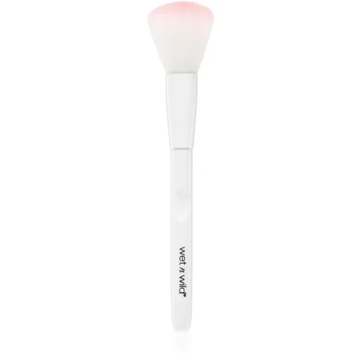 Wet n Wild Essential Blush Brush štetec na lícenku 1 ks