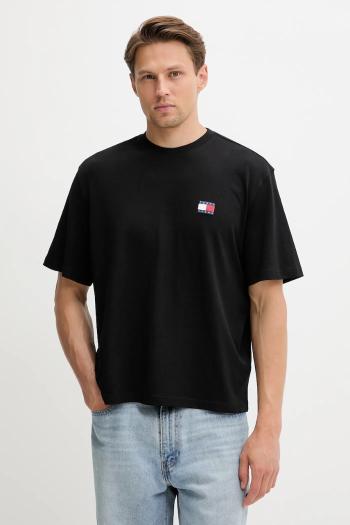Bavlnené tričko Tommy Jeans pánske, čierna farba, s nášivkou, DM0DM21785