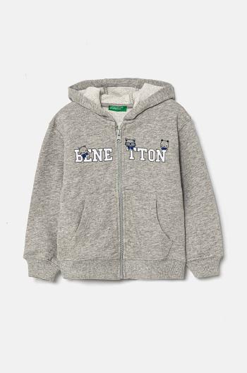 Detská bavlnená mikina United Colors of Benetton šedá farba, s kapucňou, vzorovaná, 3J68G5034