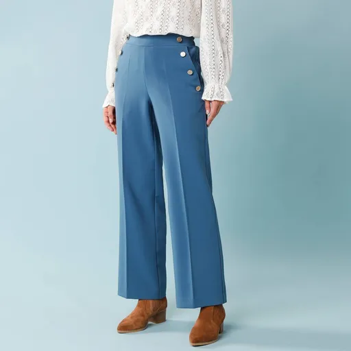 Široké nohavice s vysokým pásom a ozdobnými gombíkmi, pre nižšiu postavu