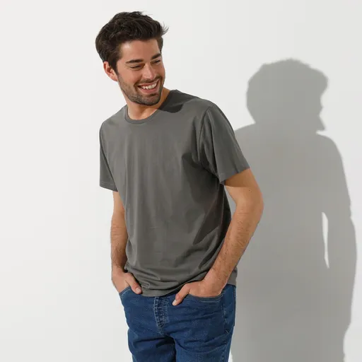 Tričko s okrúhlym výstrihom a krátkymi rukávmi