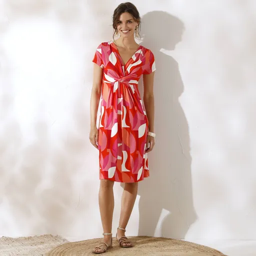 Krátke šaty s potlačou grafického vzoru