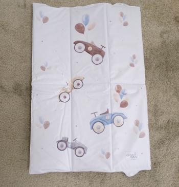 CEBA Podložka prebaľovacia cestovná (40x60) Retro Cars