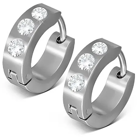 Okrúhle leské náušnice z ocele, tri číre zirkóny