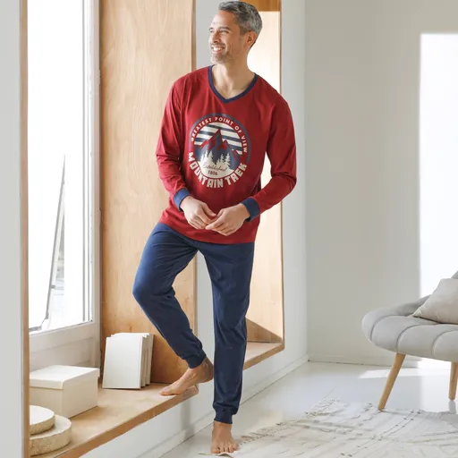 Pyžamo s nohavicami a výstrihom do V, s potlačou