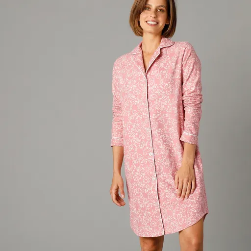 Flanelová nočná košeľa na
		gombíky a potlačou kvetín