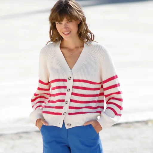 Pruhovaný sveter s gombíkmi