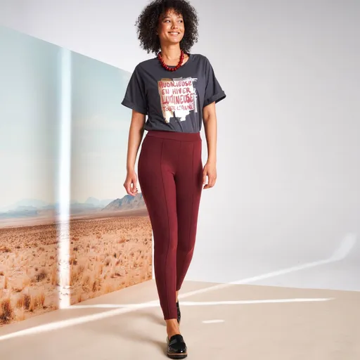 Legíny s prešitými skladmi