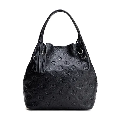 Dámska kabelka typu vak z kože s monogramom čierno-strieborná 100-4E-632-1S