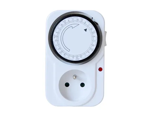 Spínacia zásuvka Geti WF1 mechanická týždenná