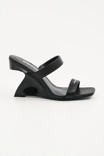 Kožené šľapky Karl Lagerfeld WAVERLY dámske, čierna farba, na kline, KL34611